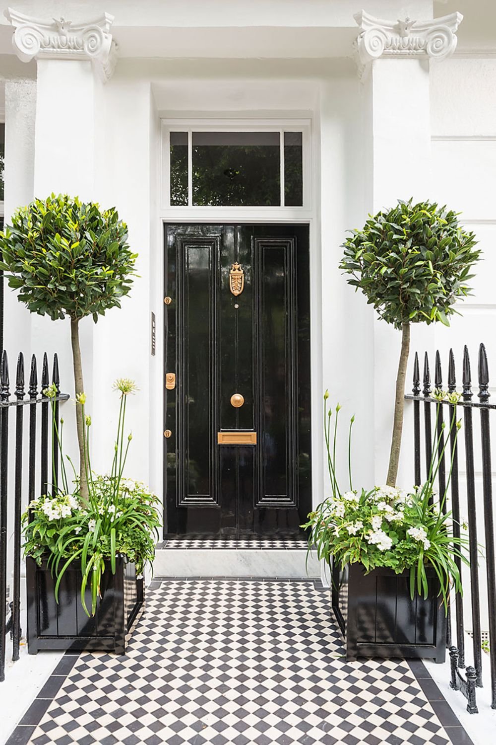 Elegant small foyer ideas