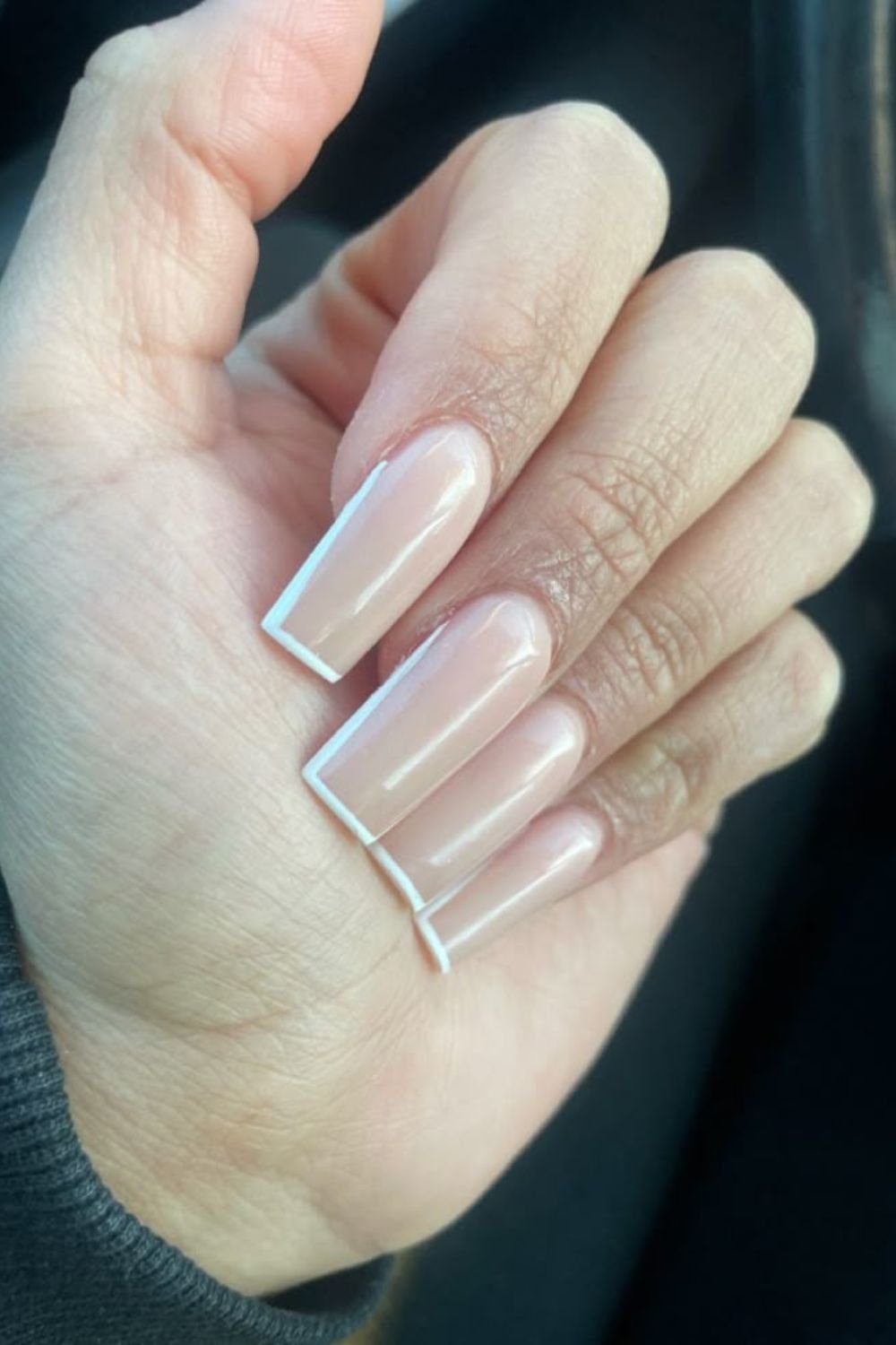Old money nails inspo