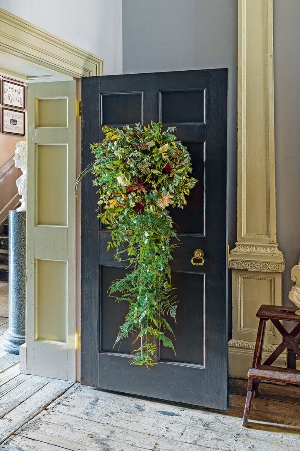 Small entryway ideas modern