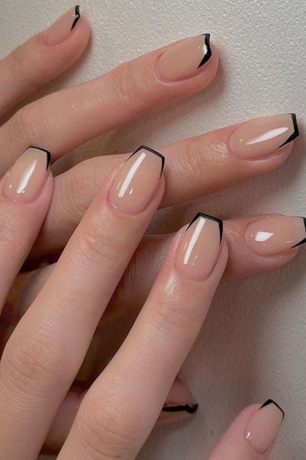 old money french tip nails