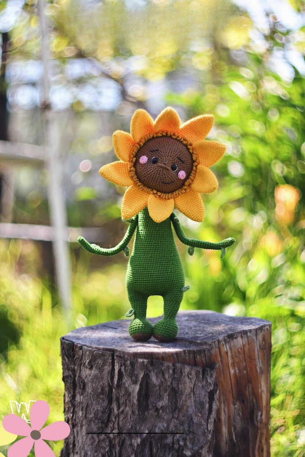 crochet sunflower hanging basket