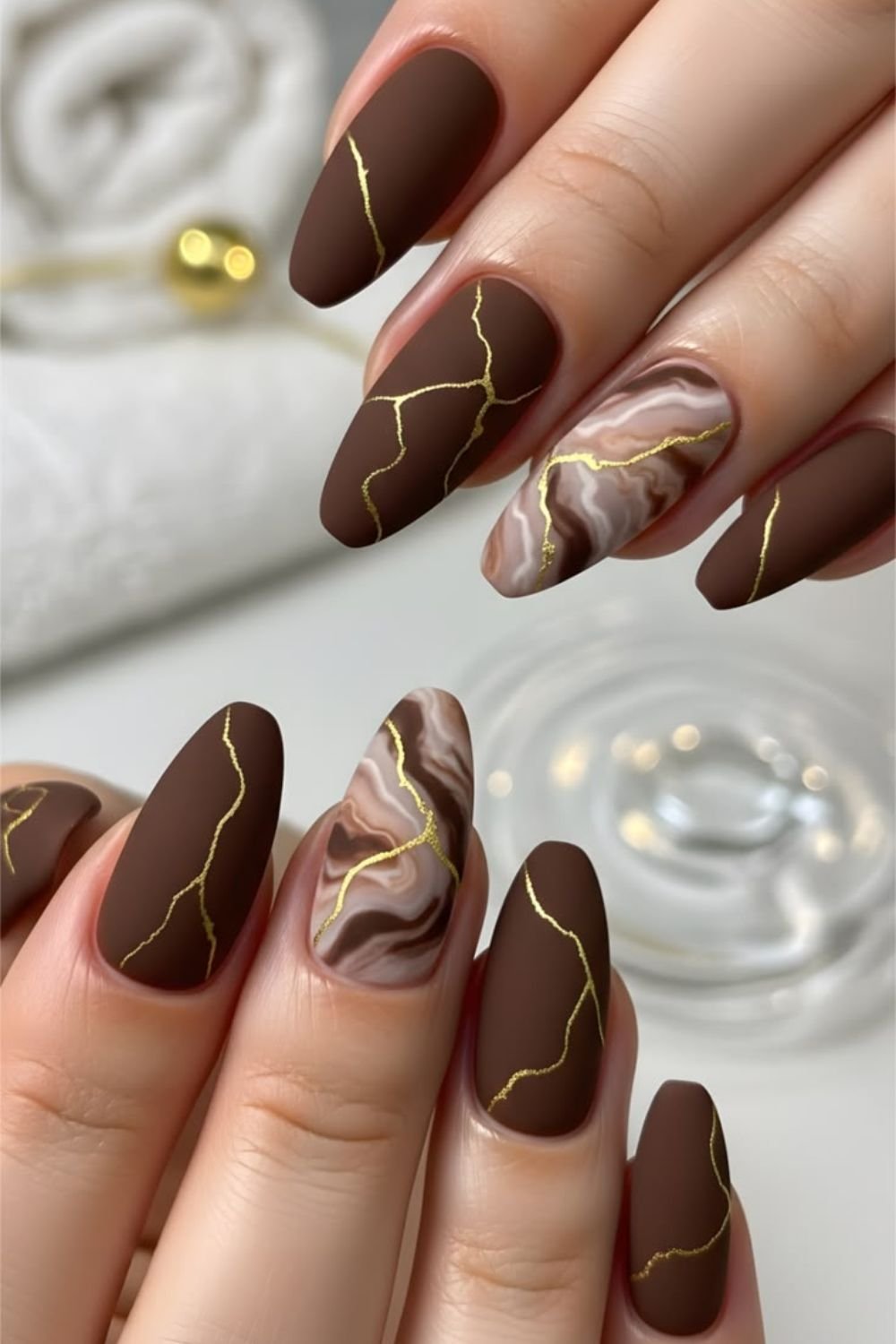 Brown aura nails